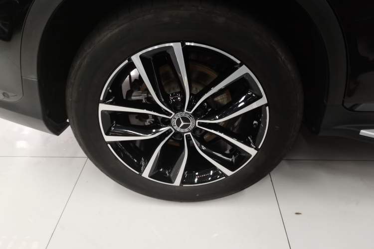 Used Mercedes-Benz GLC 2020 Facelifted GLC 260 L 4MATIC Dynamic Edition
