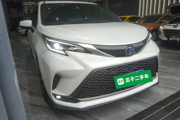 Used Toyota Granvia 2023 2.5L Hybrid Prestige VIP Edition
