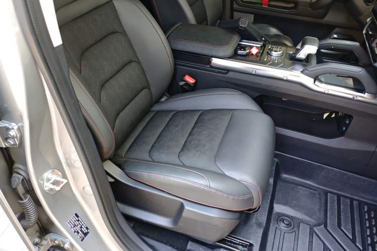 Used JETOUR Traveler 2023 2.0T All-Wheel-Drive CrossPRO