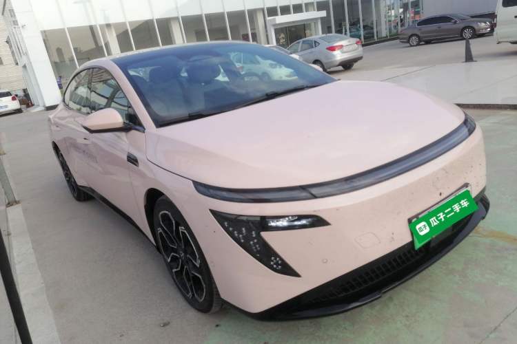 Used Nissan N7 2025 625 Max Exterior 1