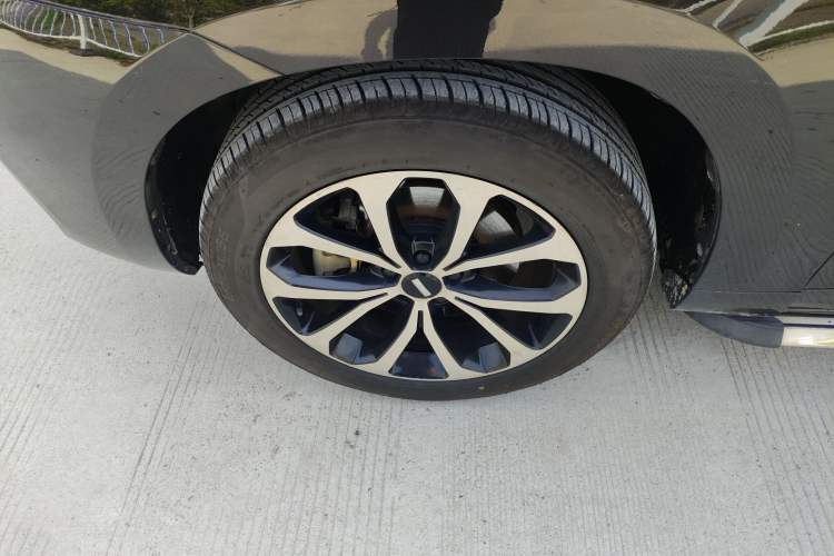 Used Wey VV7 2017 2.0T Ultra-Luxury Version Left Front Wheel Hub