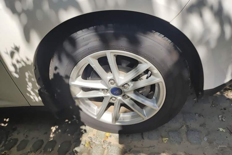 Used Ford Focus 2015 Sedan 1.6L Automatic Trend Model