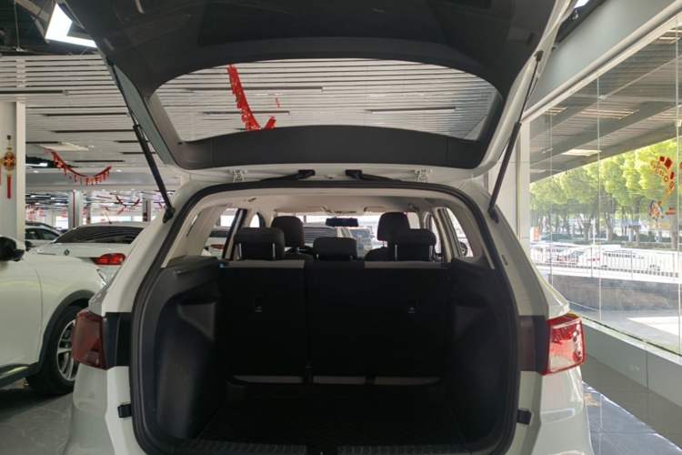 Used Jetta VS5 2020 280TSI Automatic "Thirty and Standing Tall" Edition
