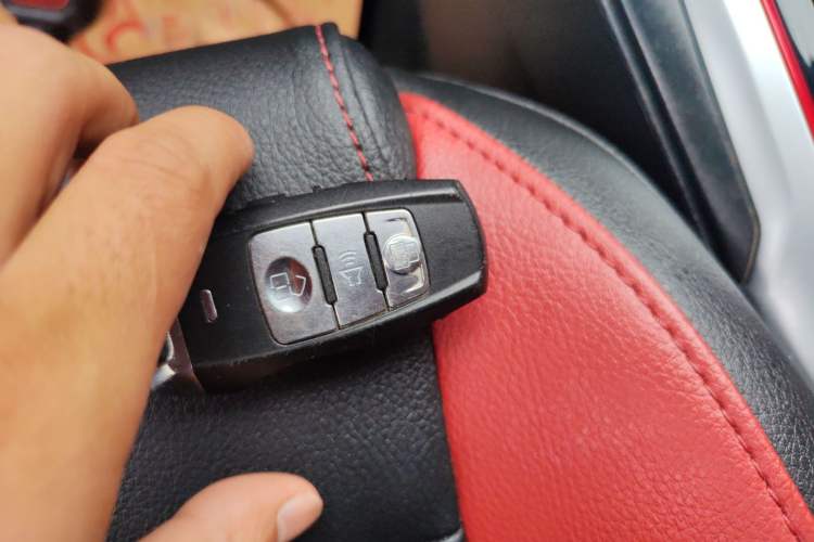 Used Haval H2 2017 Blue Label 1.5T Manual Two-Wheel Drive Luxury Model