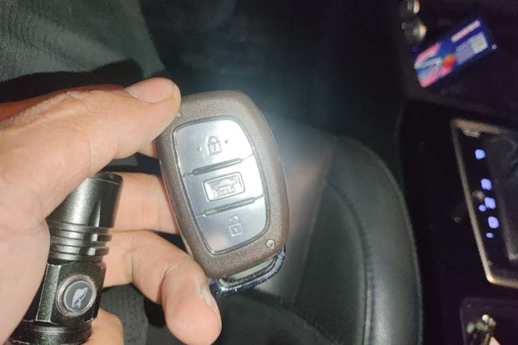 Used Hyundai Mistra 2017 1.8L Automatic Smart GLS China V Standard Vehicle Key