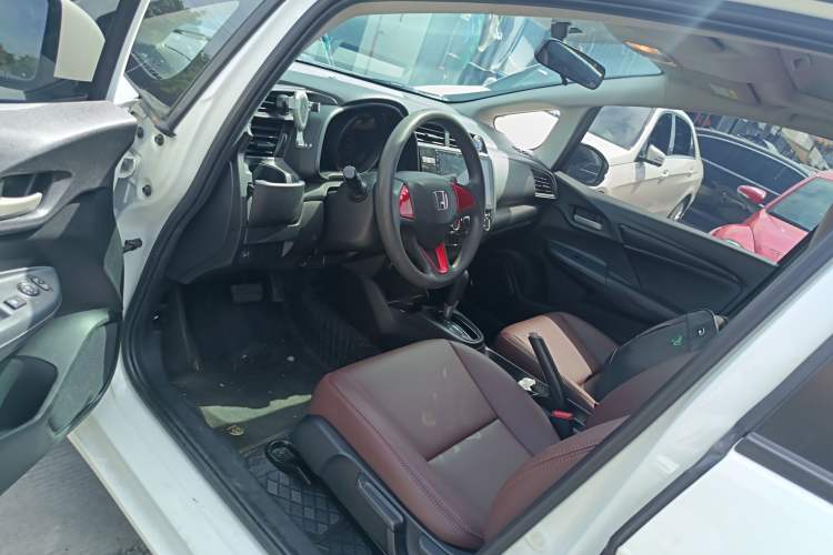 Used Honda Fit 2018 1.5L CVT Comfort Sunroof Version