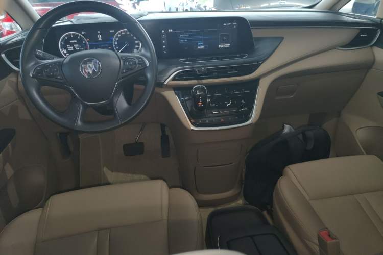 Used Buick GL8 2020 ES Land Cruiser 653T Luxury Edition Center Console