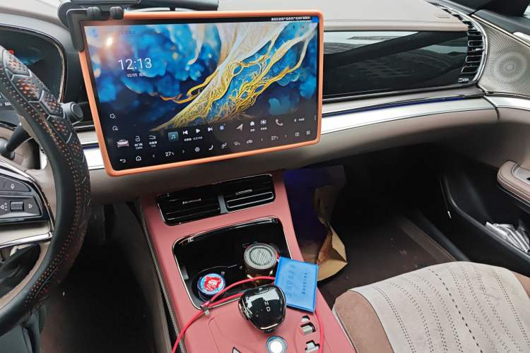 Used BYD Han 2024 EV Glory Edition 506KM Front-Wheel-Drive Premium Model