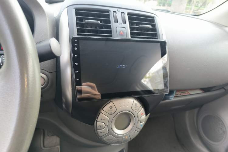 Used Nissan Sunny 2011 1.5XV CVT Deluxe Edition
