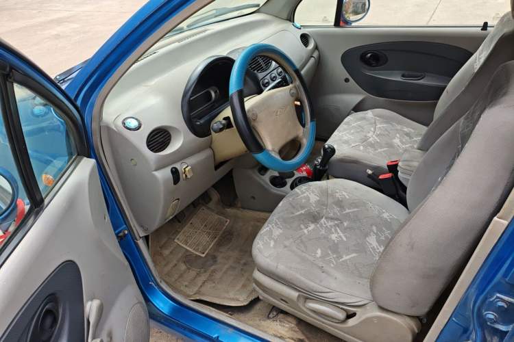 Used Chery QQ3 2012 Fashion Edition 1.0L Manual Champion Version
