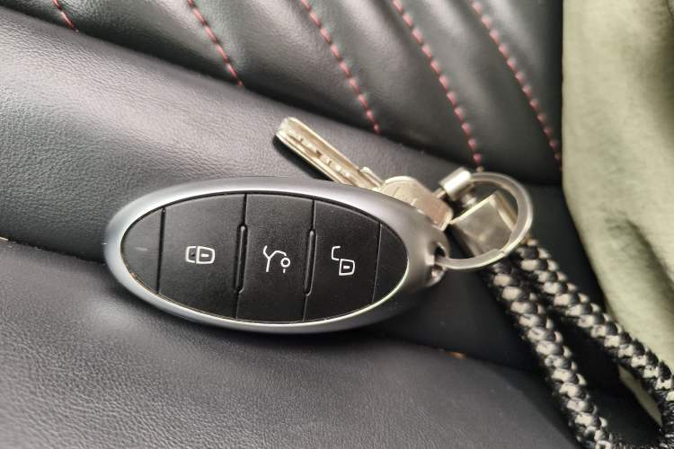 Used Bestune T99 2020 20TD Automatic Luxury Edition Vehicle Key