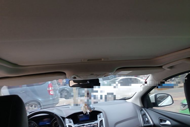 Used Ford Focus 2012 Hatchback 2.0L Automatic Luxury Sport Model
