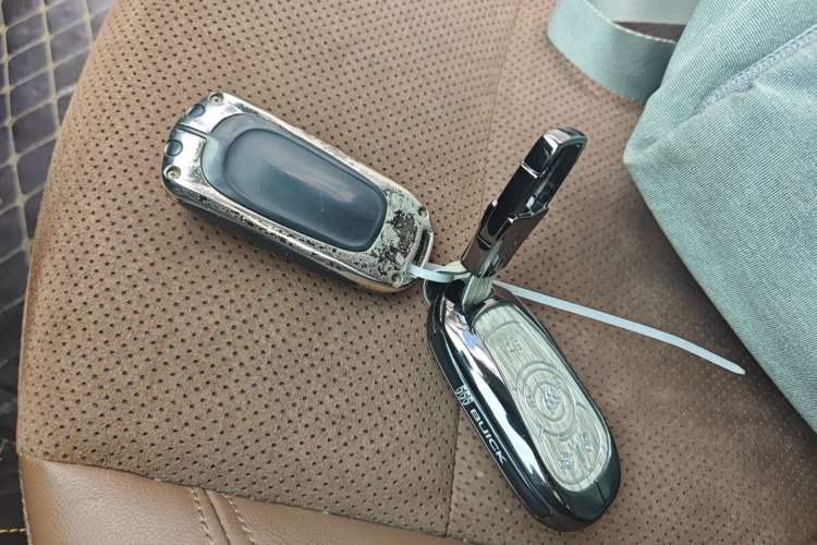 Used Buick Regal 2017 20T Prestige Model Vehicle Key