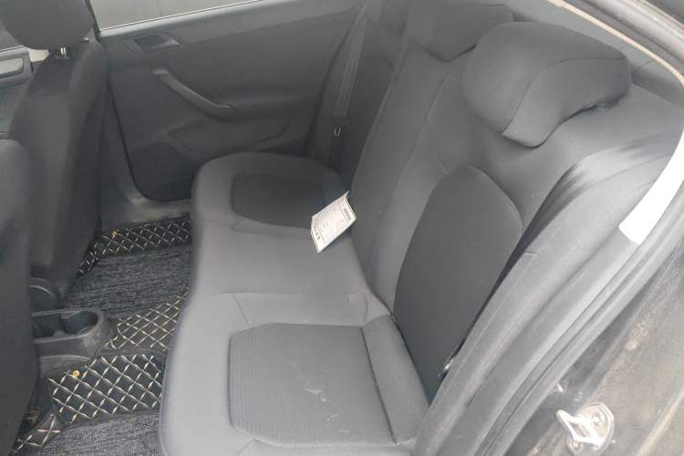 Used Volkswagen Santana 2015 1.6L Manual Fashion Edition Left Rear Seat