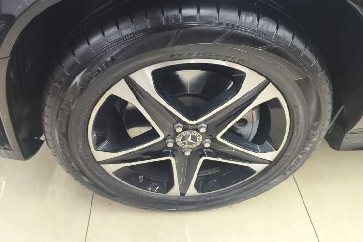 Used Mercedes-Benz GLE New Energy 2021 GLE 350 e 4MATIC Left Front Wheel Hub