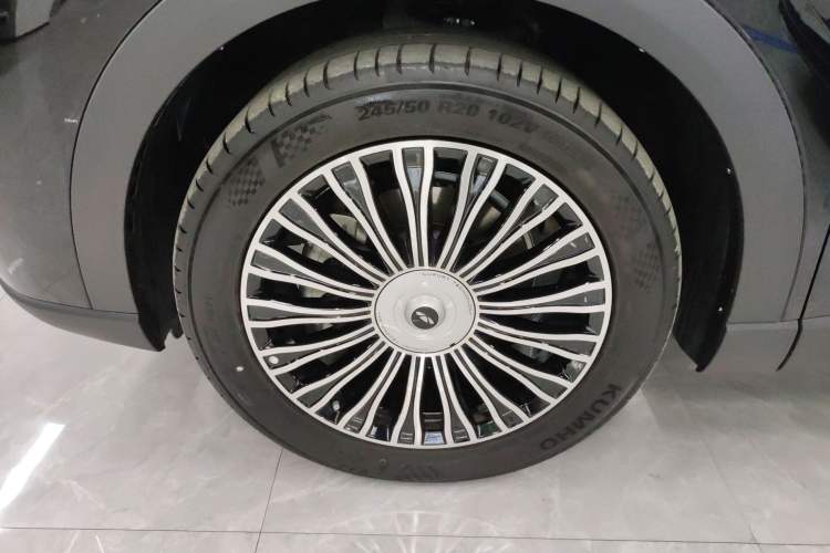 Used Chery Fengyun T9 2024 120 Long-Range Luxury Version 5 Seats Lithium Iron Phosphate
