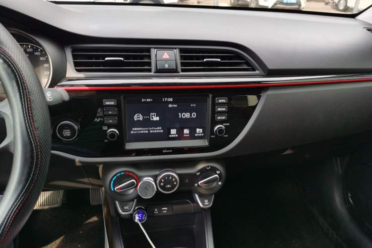 Used Kia KX Cross 2017 1.4L AT GLS