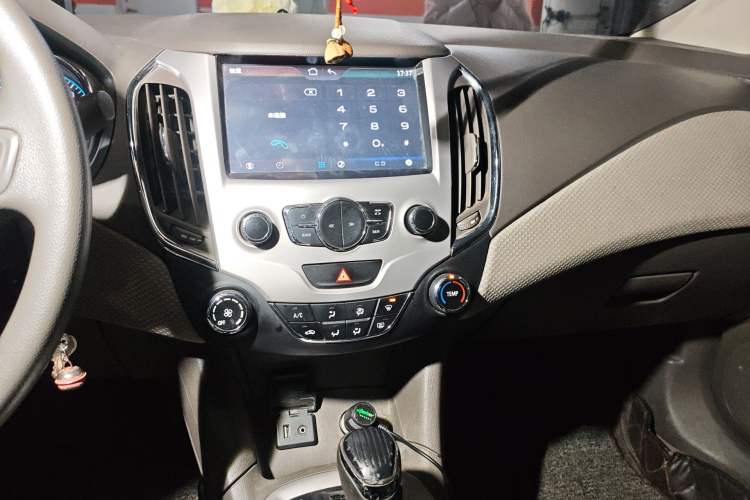 Used Chevrolet Cruze 2016 1.5L Automatic Stylish Sunroof Version Audio And AC Panel