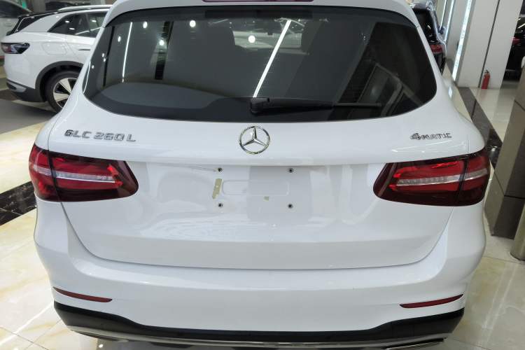 Used Mercedes-Benz GLC 2019 GLC 260 L 4MATIC Dynamic Model