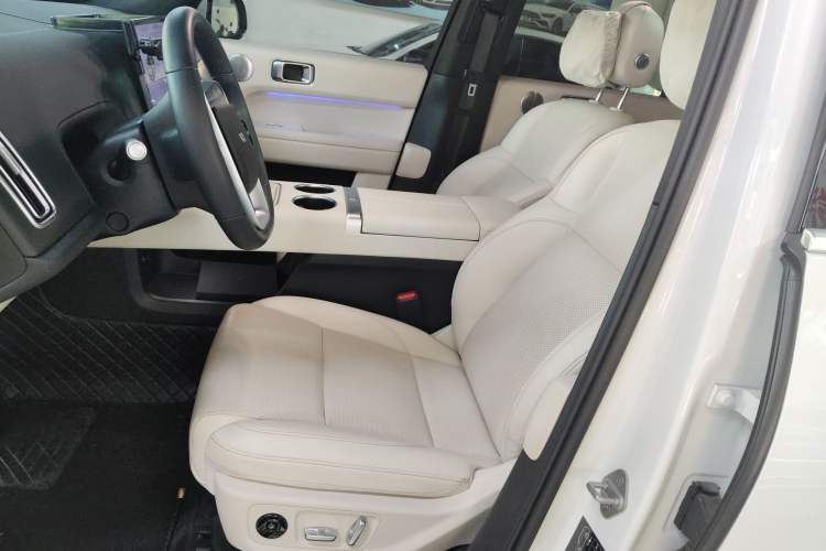 Used Li Auto L6 2024 Pro Model Left Front Seat