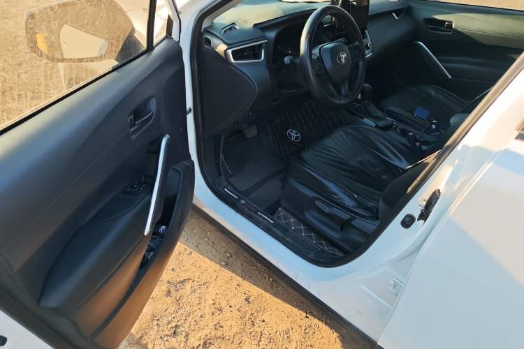 Used Toyota Corolla Cross 2024 2.0L Smart Electric Hybrid Dual-Engine Elite Edition