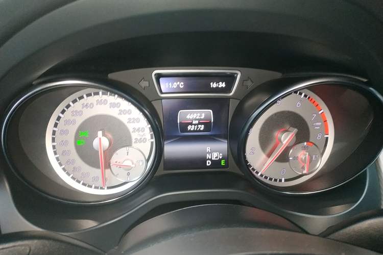 Used Mercedes-Benz GLA 2015 GLA 200
