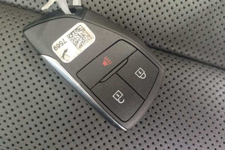 Used Buick Envision 2022 Encore S 552T Two-Wheel-Drive Luxury Model