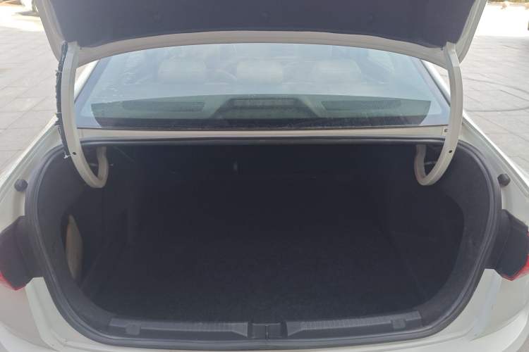 Used Volkswagen Bora 2019 Revised Version 1.5L Automatic Fashionable Style China VI Trunk