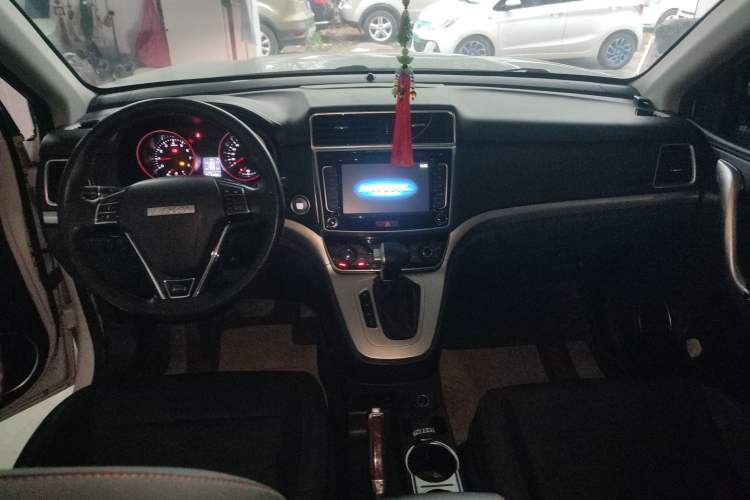Used Haval M6 2018 Revised Version 1.5T DCT Two-Wheel Drive Elite Edition
