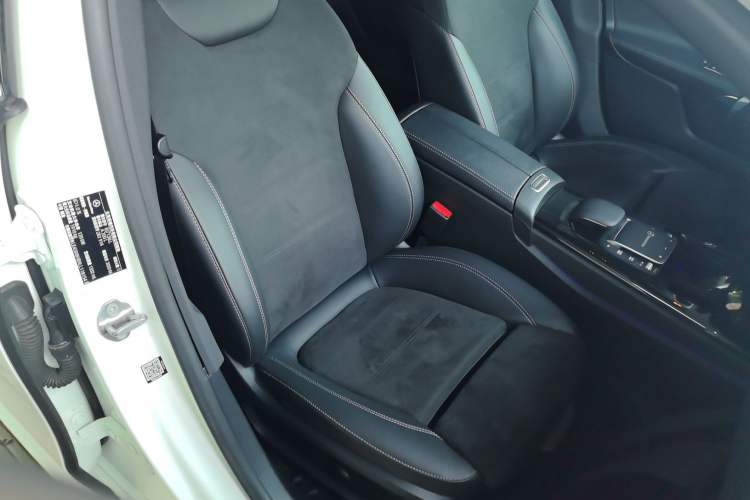 Used Mercedes-Benz A-Class 2020 Restyled A 200 L Sport Sedan Fashion Version