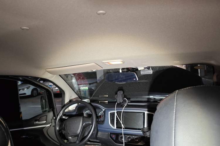 Used FORTHING Lingzhi 2024 M5 1.6L Standard 5-Seater CNG