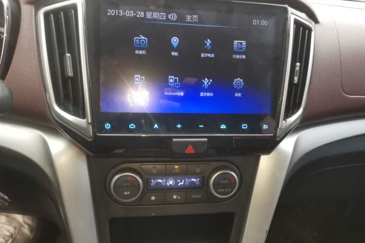 Used Venucia T70X 2015 2.0L CVT Smart Enjoyment Sport Edition