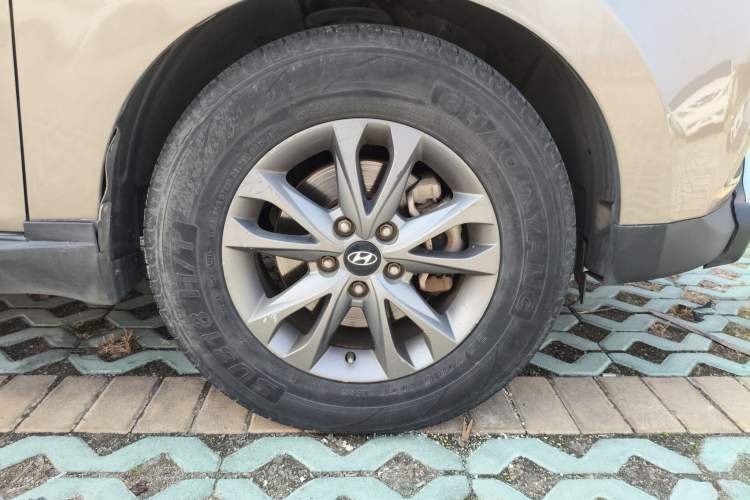 Used Hyundai ix35 2013 2.0L Automatic 2WD Comfort GL China IV Standard