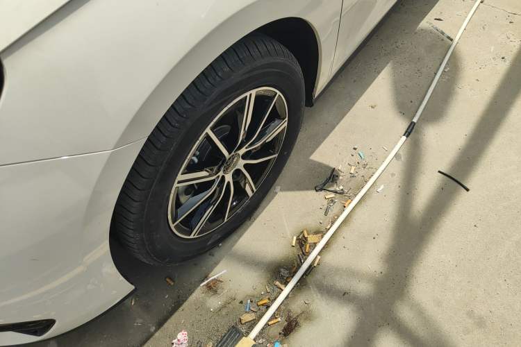 Used BYD Seal 06 New Energy 2024 DM-i 120KM Luxury Model Exterior 4