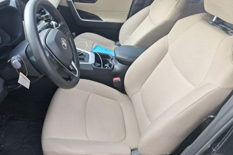 Used Toyota RAV4 2020 2.0L CVT Two-Wheel Drive Urban Edition
