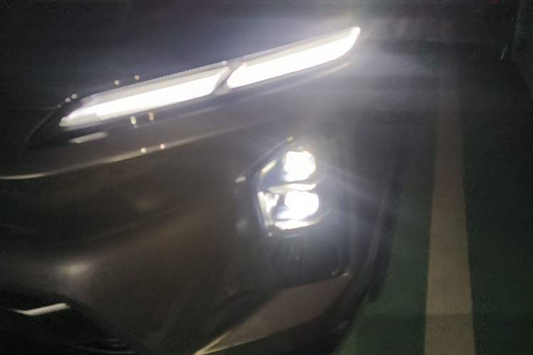 Used Nio EC6 2024 75 kWh
