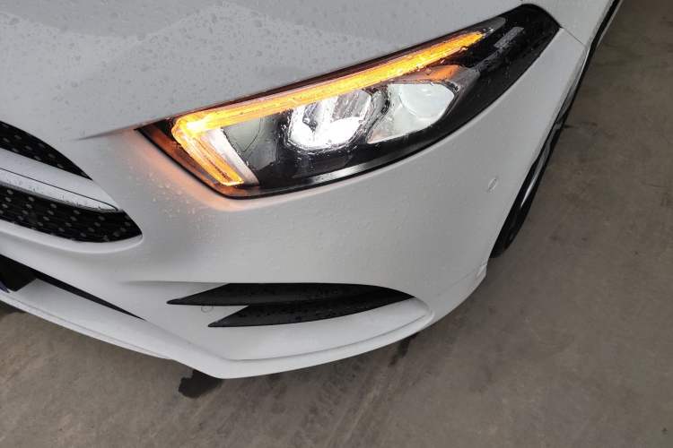 Used Mercedes-Benz A-Class 2020 Restyled A 200 L Sport Sedan Fashion Version
