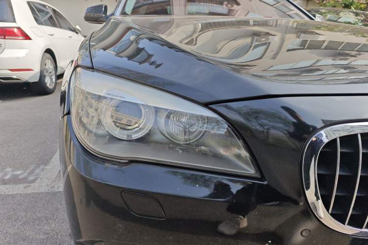 Used BMW 7 Series 2011 750Li xDrive Right Front Headlight