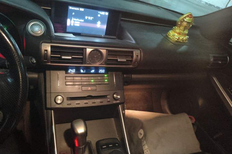 Used Lexus IS 2015 200t F SPORT