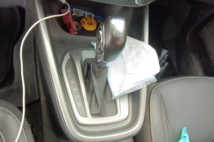 Used Ford Escort 2015 1.5L Automatic Fashion Model
