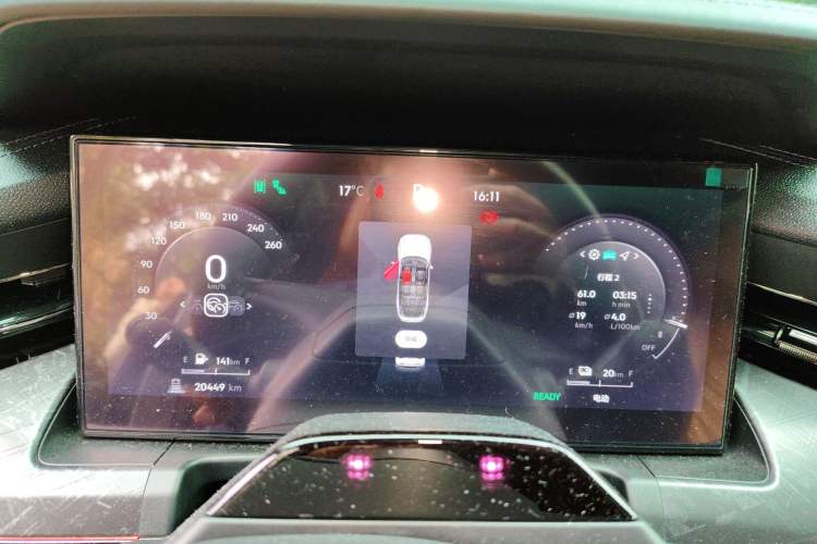 Used Lynk & Co 09 EM-P 2021 2.0T PHEV Halo Six-Seater
