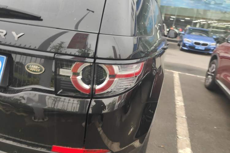 Used Land Rover Discovery Sport 2018 240 PS SE Version Right Rear Taillight