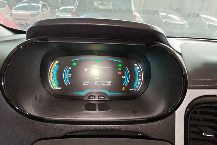 Used Chery Little Ant 2022 Sweet Pink Edition Half-Sugar Version Lithium Iron Phosphate 30 kW 301 km