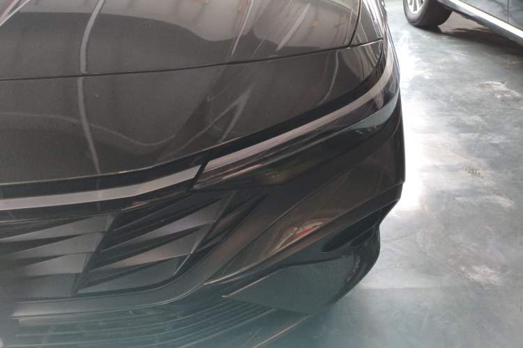 Used Hyundai Elantra 2023 1.5L CVT LUX Prestige Edition