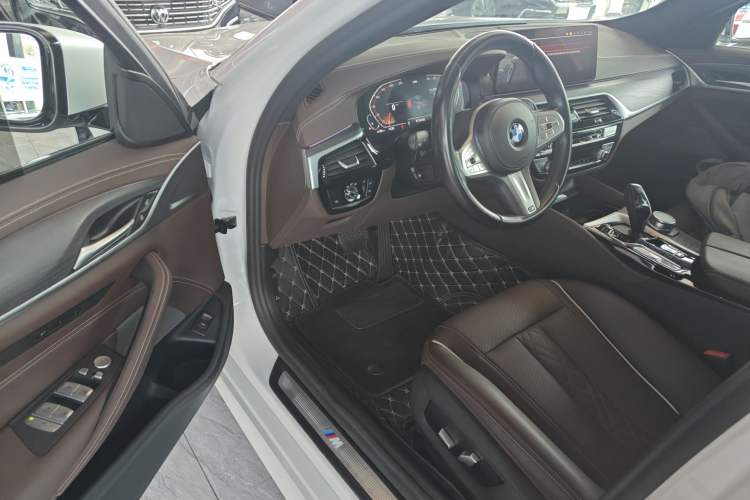 Used BMW 5 Series 2023 Restyled 530Li Leading Edition M Sport Package