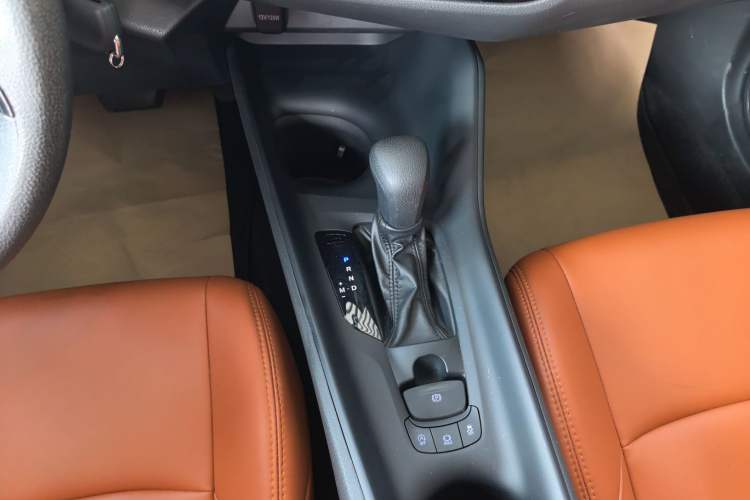 Used Toyota IZOA 2021 2.0L Yixing Version