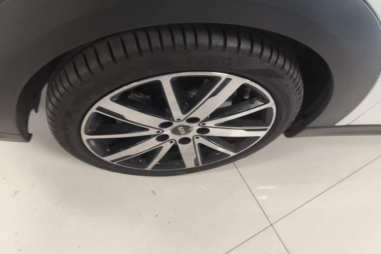 Used MINI 2023 Updated 1.5T COOPER Artist Five-Door Edition Exterior 4