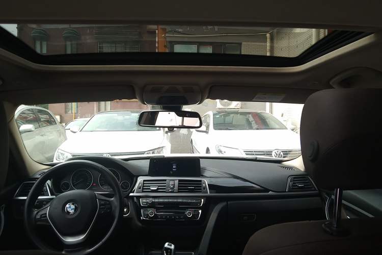 Used BMW 3 Series 2019 320Li Fashion Model Headliner