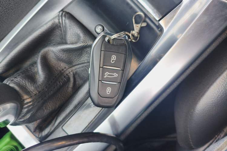 Used DS 6 2016 1.6T Luxury Edition THP160 Interior 1