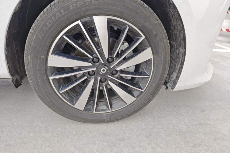 Used CHANGAN NEVO A05 2024 Truly Delicious Version 70" Beyond-Grade Edition Exterior 1